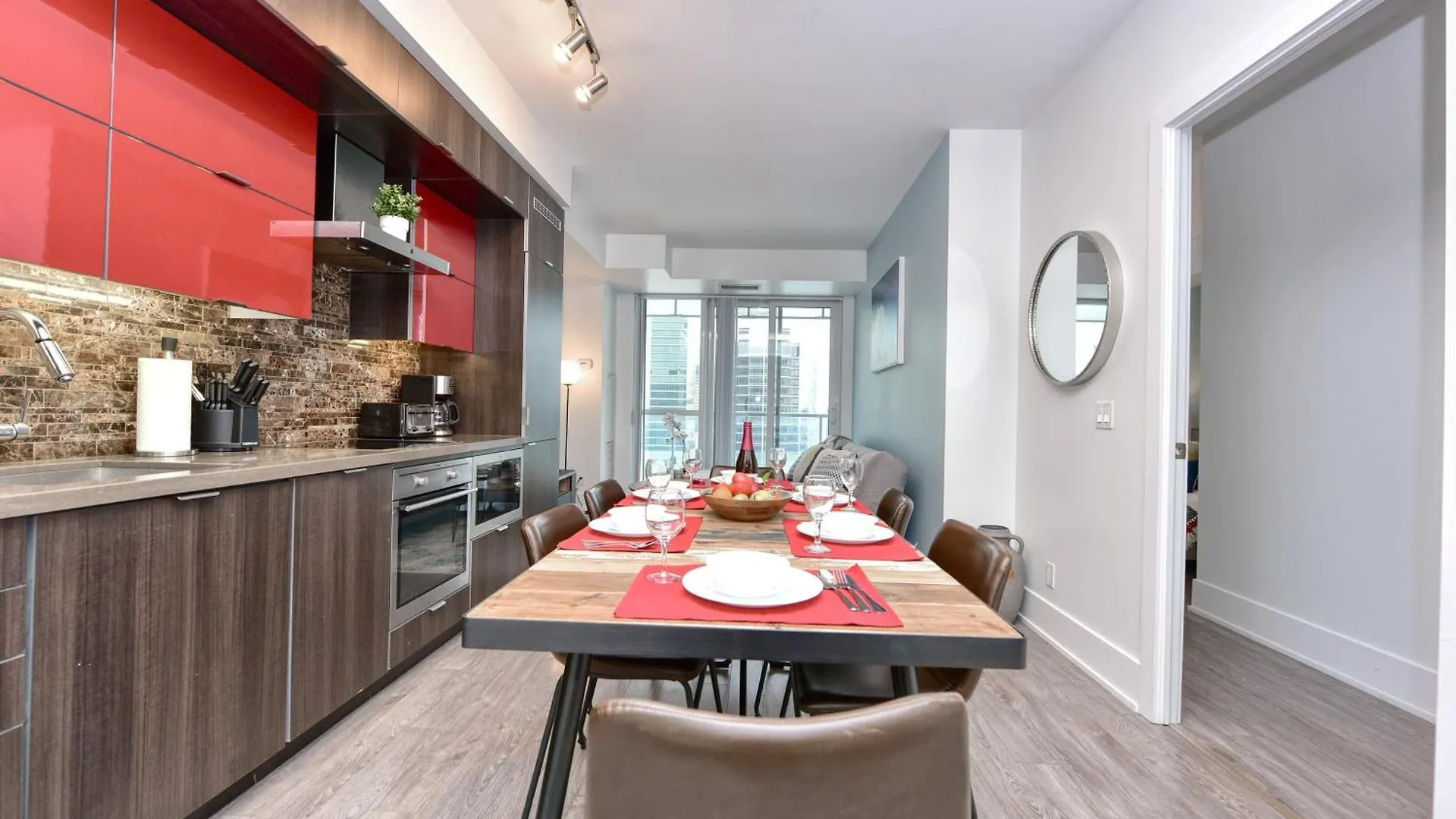 Cozy 2Br Condo With Cn Tower View Toronto